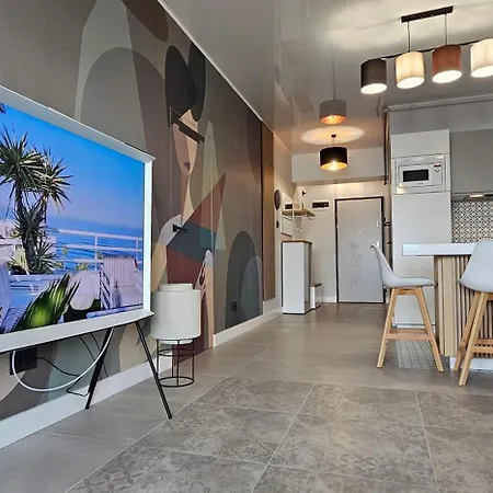 דירה Panoramic View Boutique מאמאיה
