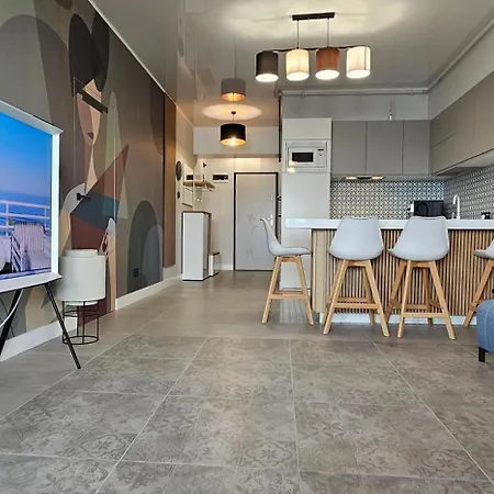 Panoramic View Boutique מאמאיה
